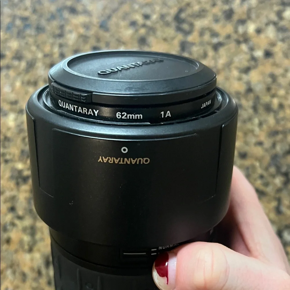 Quantaray 70-300nm Tele-Macro 1:2 Lens